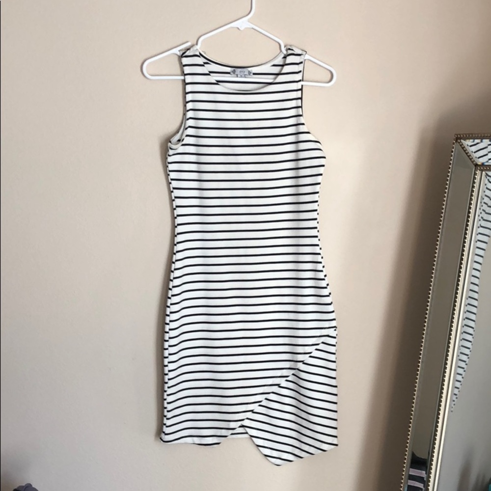 Cute bodycon dress!